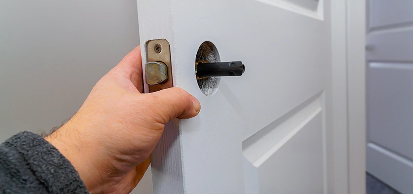 Nighttime Locksmith For Lock Repair in Rutherford, NJ